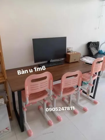 Bàn làm việc mặt gỗ chân sắt hiện đại kèm ghế cho bé