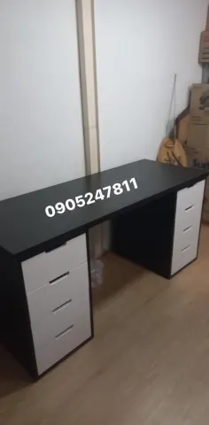 Bàn ikea 1 tủ 10