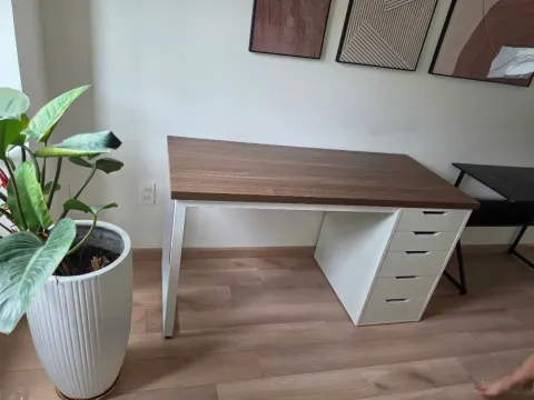 Bàn ikea 1 tủ 30