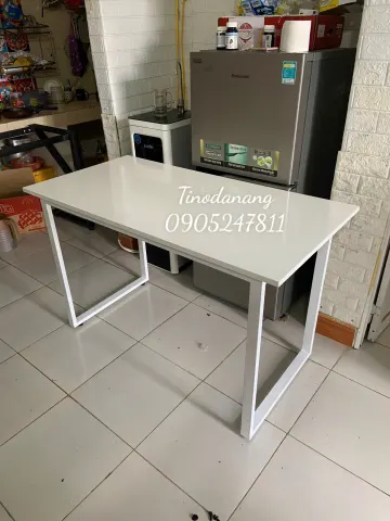Bàn U chân gia công, bàn cứng ngắt