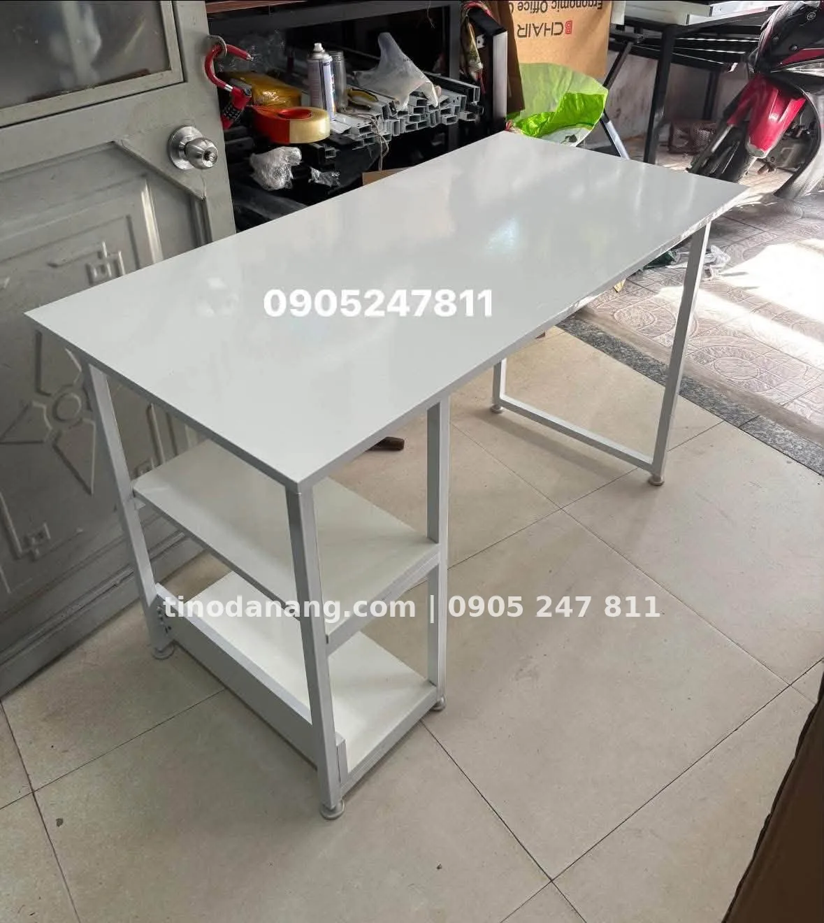 Bàn làm việc 1m2 tích hợp 2 tầng kệ tiện dụng - Nội thất Tino Đà Nẵng