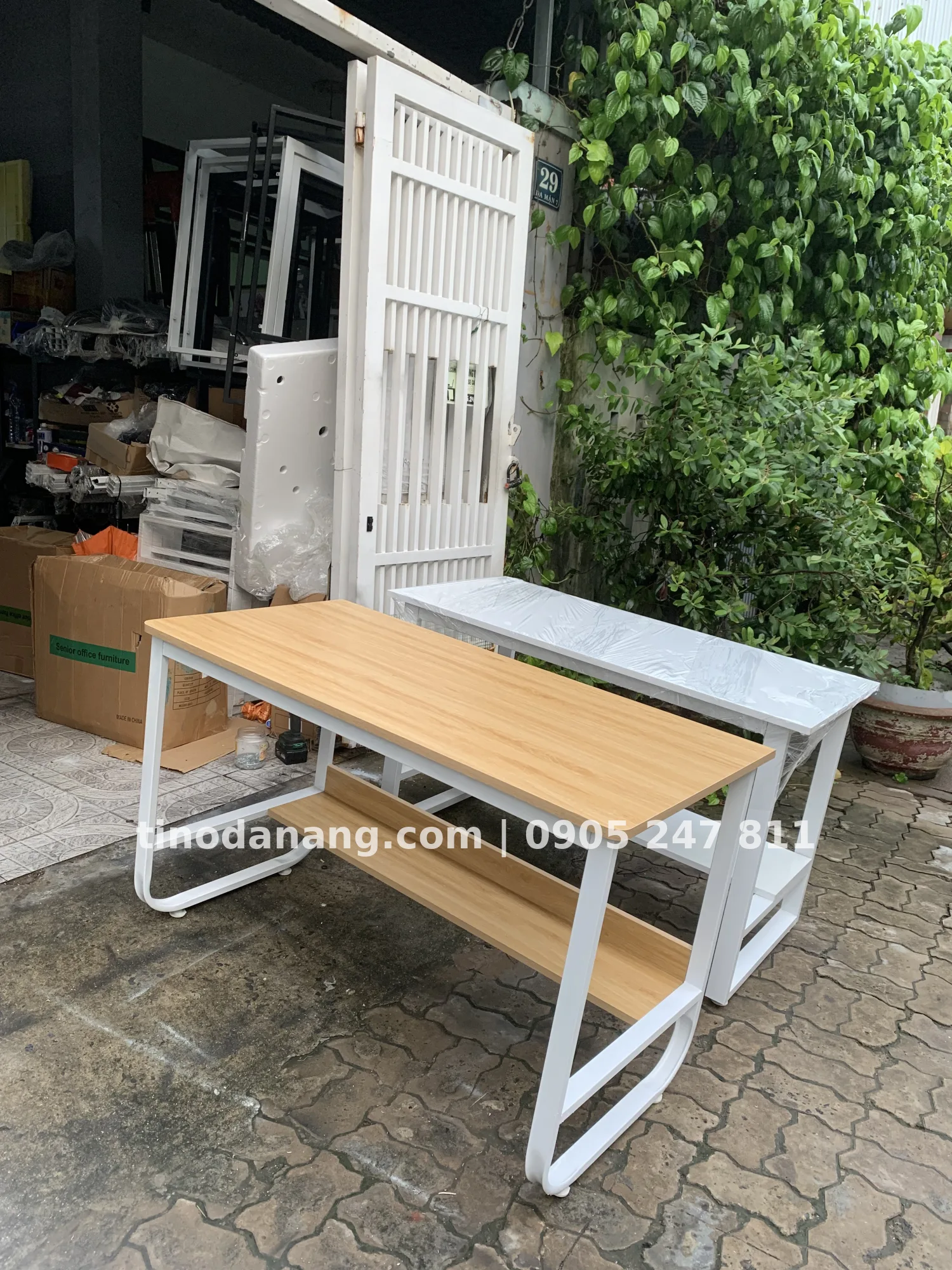 Bàn u uốn kệ dưới - Nội thất Tino Đà Nẵng