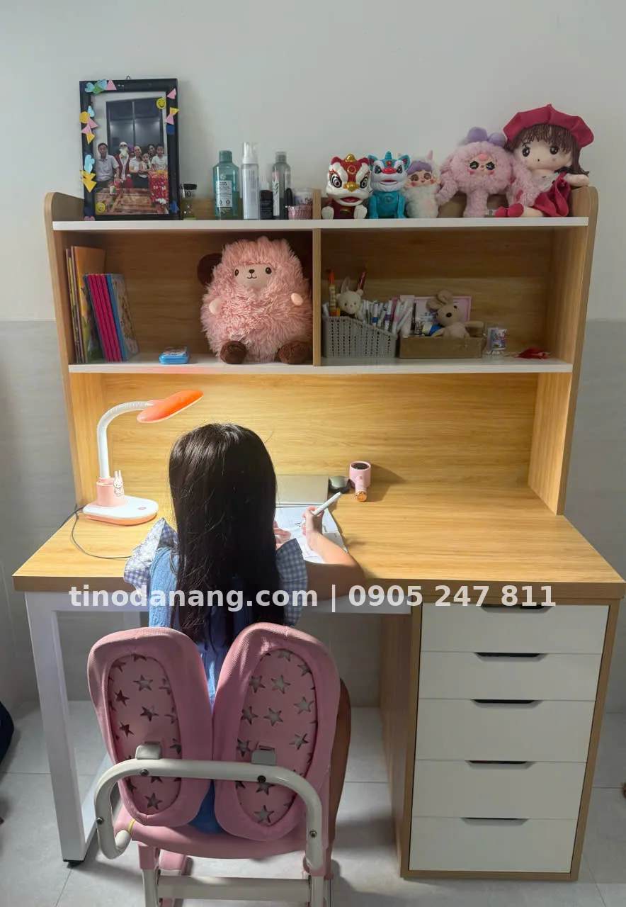 Bàn học ikea kèm giá sách vàng phối trắng tông sáng dễ thương - kích thước yêu cầu - Nội thất Tino Đà Nẵng